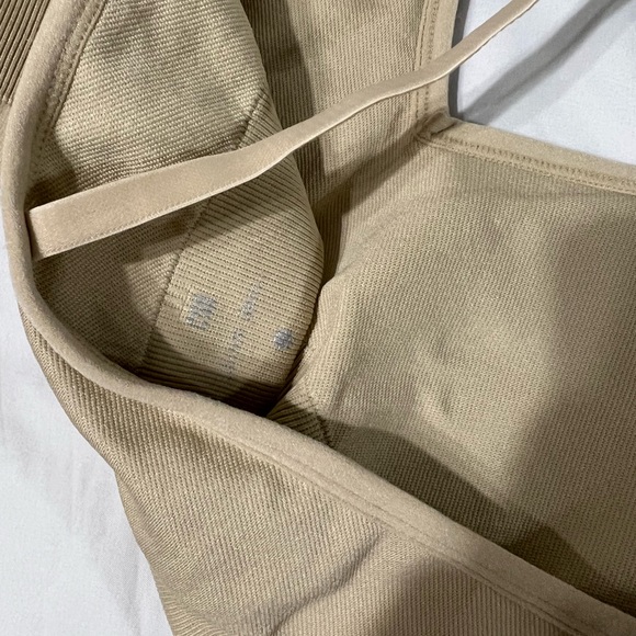 Crop Shop Boutique Issy Crop in Oat - M - Picture 3 of 6